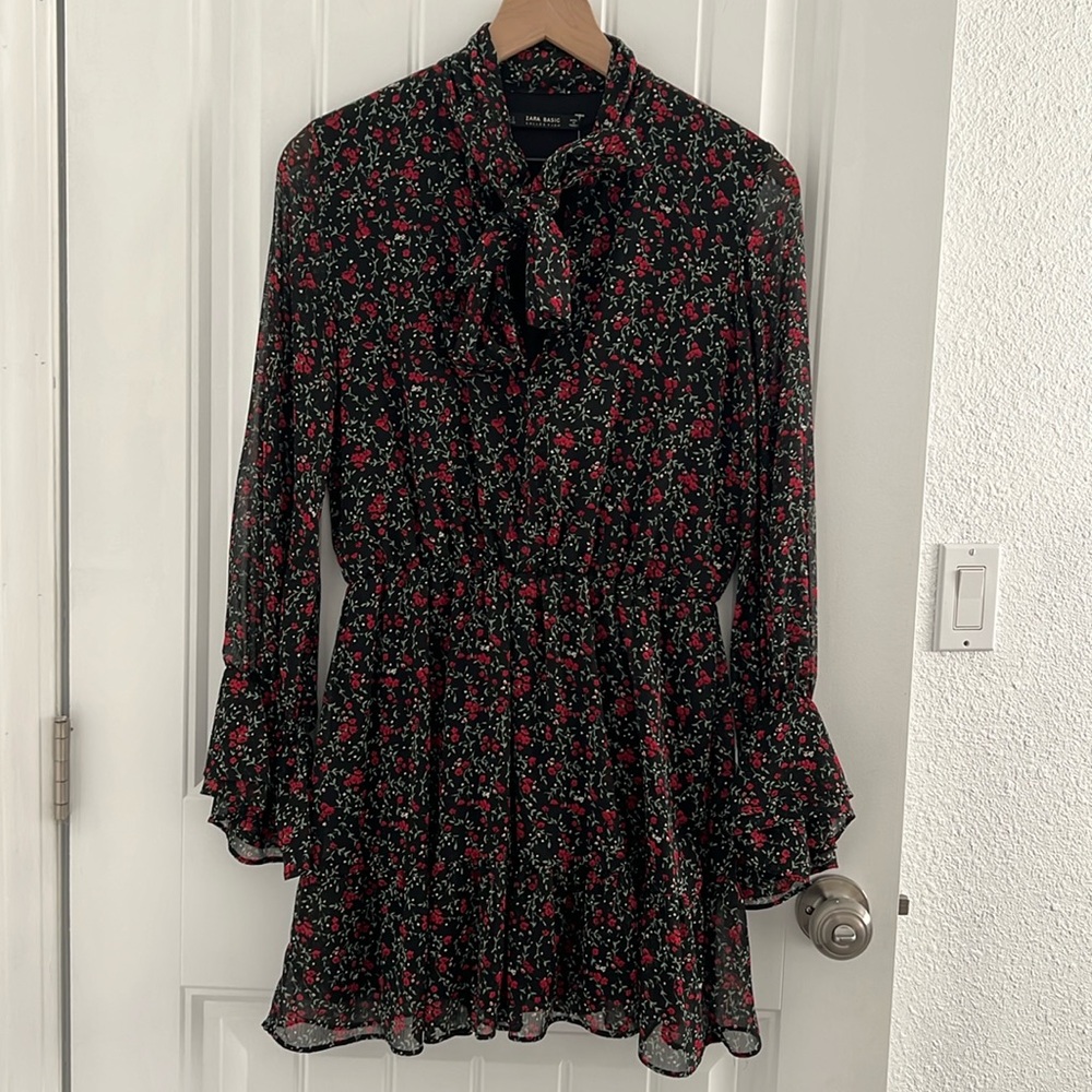 Zara Mini Floral Print Dress Long Sleeve